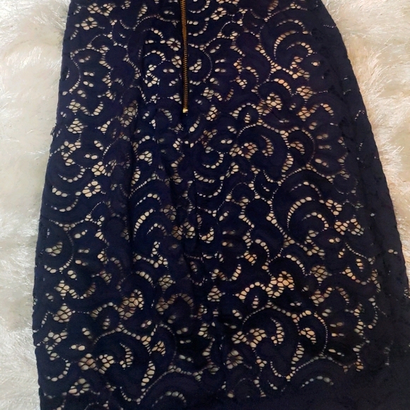 Dress - Picture 5 of 6